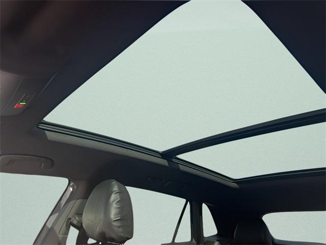 used 2021 Volkswagen Atlas Cross Sport car, priced at $20,117