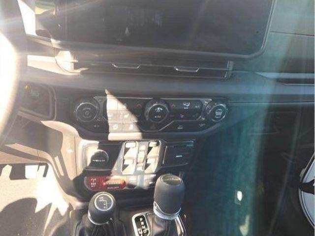 new 2026 Jeep Gladiator car, priced at $48,364