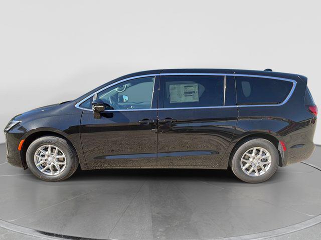new 2027 Chrysler Pacifica car, priced at $47,842