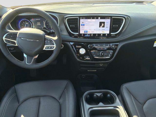 new 2027 Chrysler Pacifica car, priced at $47,842