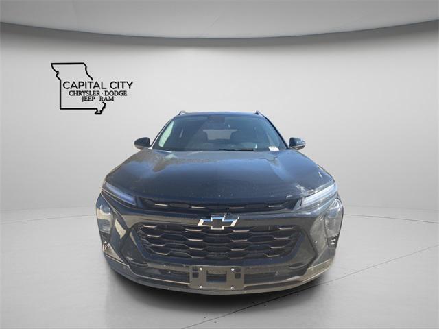 used 2025 Chevrolet Trax car, priced at $23,185