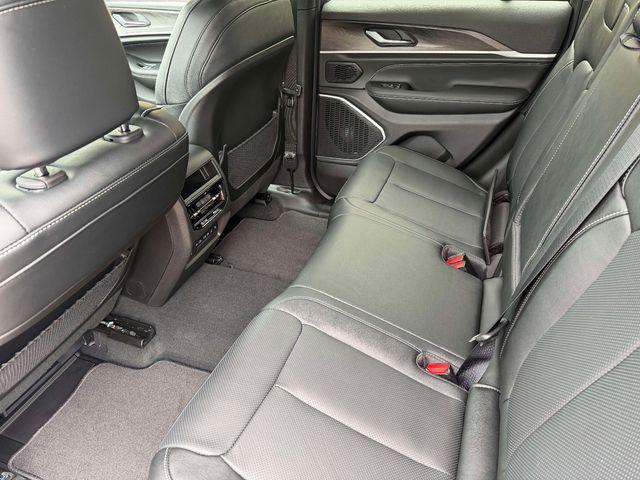 new 2026 Jeep Grand Cherokee car, priced at $46,992