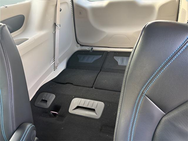 used 2021 Chrysler Pacifica car, priced at $20,255