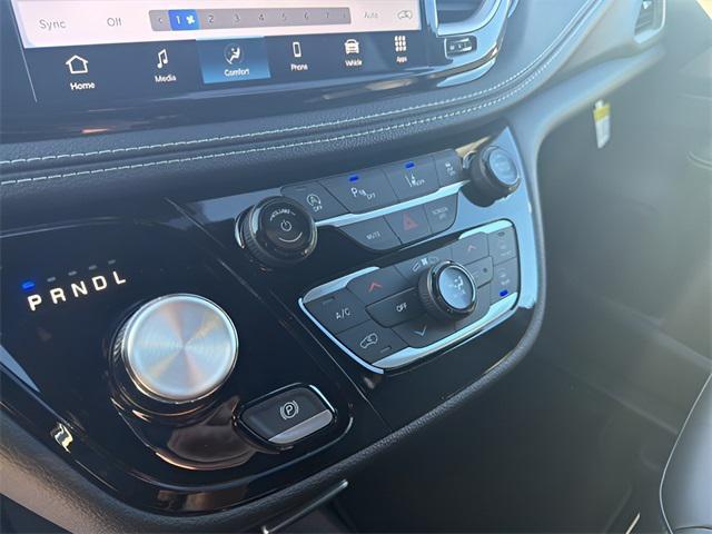 new 2026 Chrysler Pacifica car, priced at $39,420