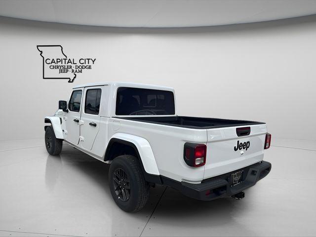 new 2026 Jeep Gladiator car, priced at $43,837