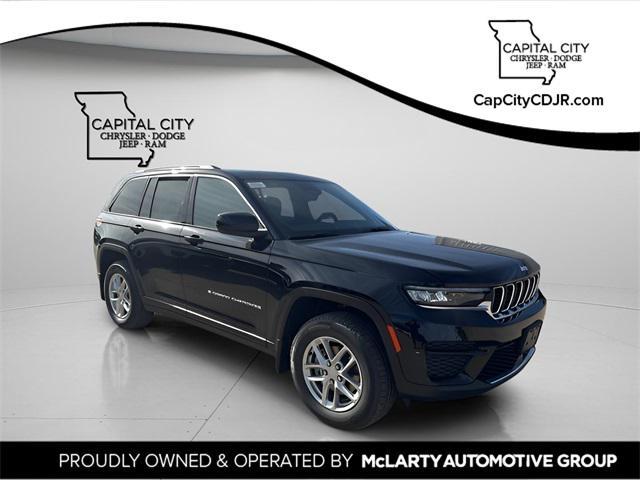 new 2025 Jeep Grand Cherokee car, priced at $37,840