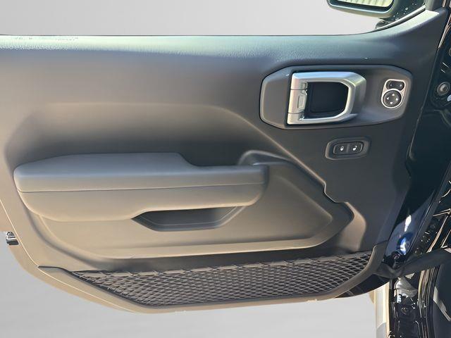 new 2026 Jeep Gladiator car, priced at $42,142