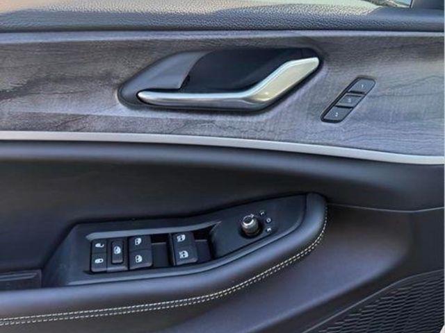 new 2025 Jeep Grand Cherokee L car, priced at $43,500