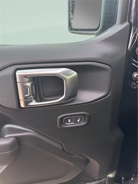 new 2026 Jeep Gladiator car, priced at $45,310