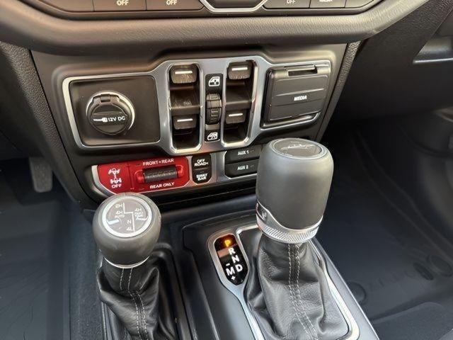 new 2026 Jeep Gladiator car, priced at $56,031