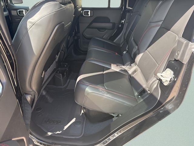 new 2026 Jeep Gladiator car, priced at $56,031