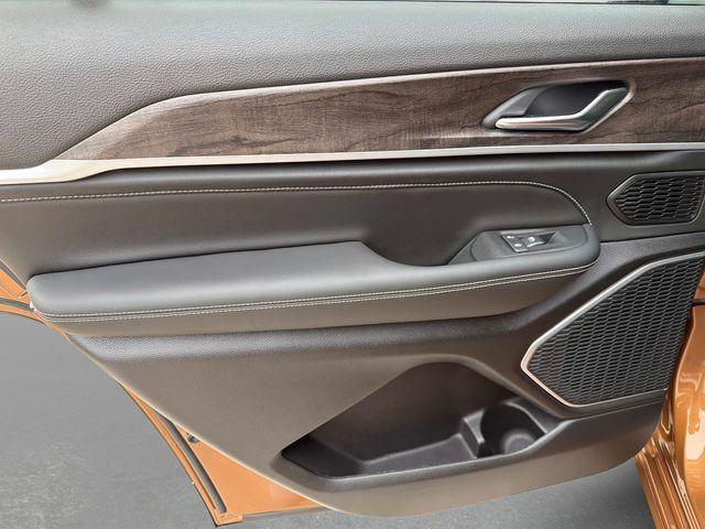 new 2026 Jeep Grand Cherokee L car, priced at $49,587