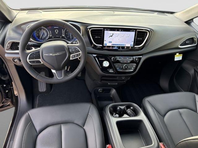 new 2026 Chrysler Pacifica car, priced at $39,946