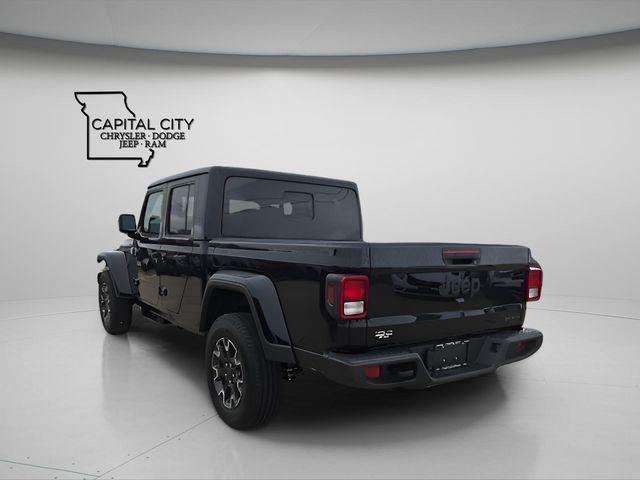 new 2026 Jeep Gladiator car, priced at $40,602