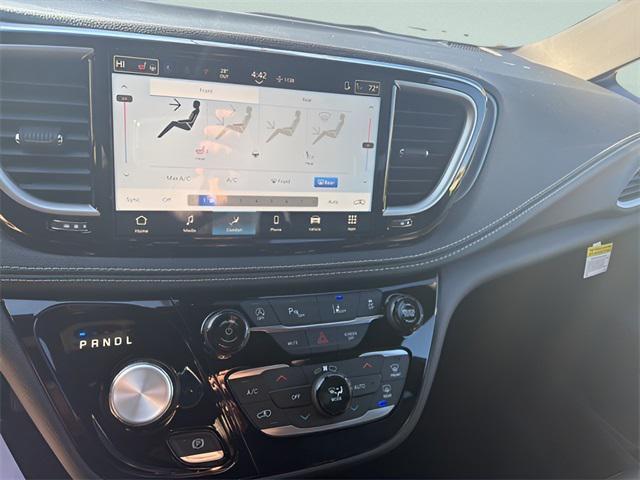 new 2026 Chrysler Pacifica car, priced at $39,915