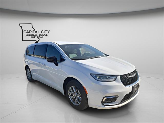 new 2026 Chrysler Pacifica car, priced at $38,974