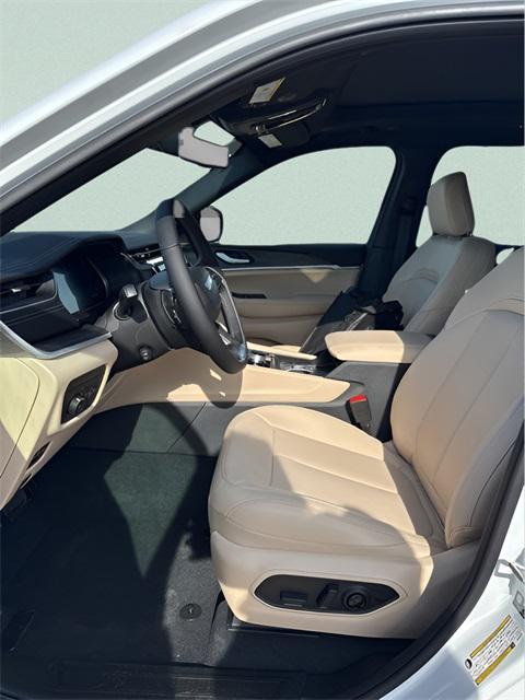 new 2025 Jeep Grand Cherokee L car, priced at $49,840