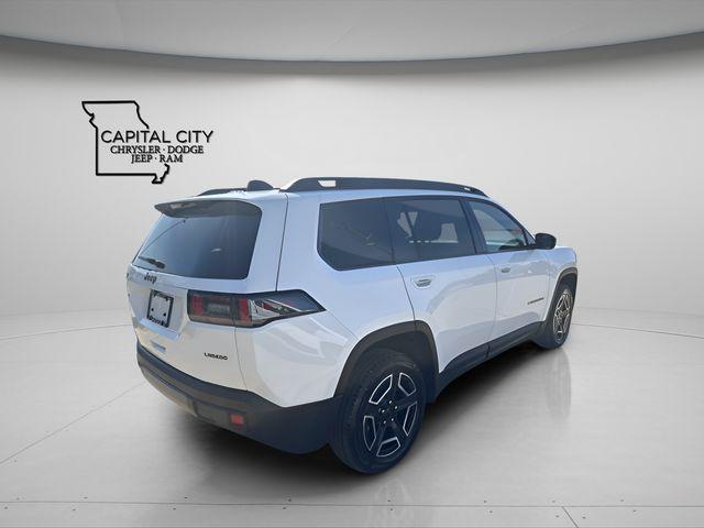 new 2026 Jeep Cherokee car, priced at $39,995