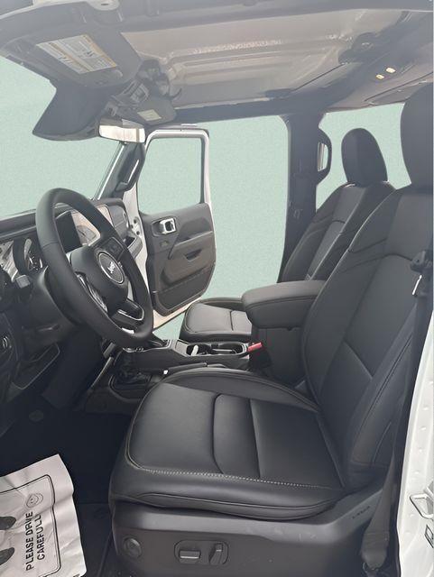 new 2026 Jeep Gladiator car, priced at $42,903