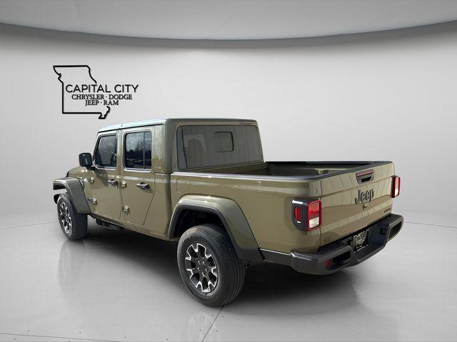 new 2026 Jeep Gladiator car, priced at $41,602