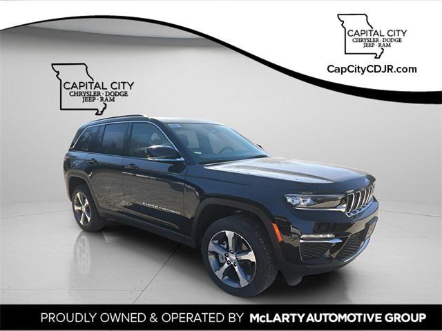 new 2025 Jeep Grand Cherokee car, priced at $42,685
