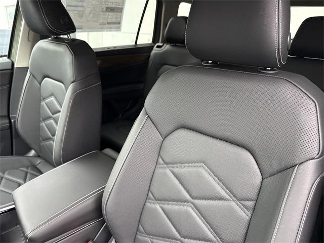 new 2026 Volkswagen Atlas car, priced at $43,999