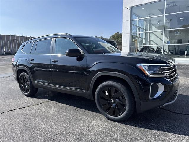 new 2026 Volkswagen Atlas car, priced at $47,426