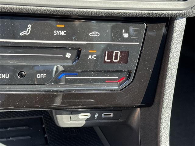 new 2025 Volkswagen Jetta car, priced at $23,412