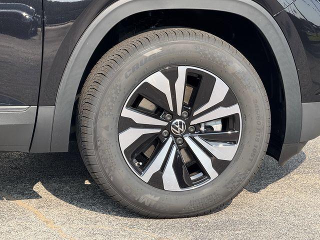 new 2026 Volkswagen Atlas car, priced at $40,645