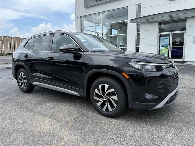 new 2026 Volkswagen Tiguan car, priced at $31,895