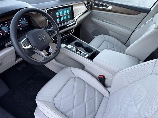 new 2026 Volkswagen Atlas car, priced at $38,086