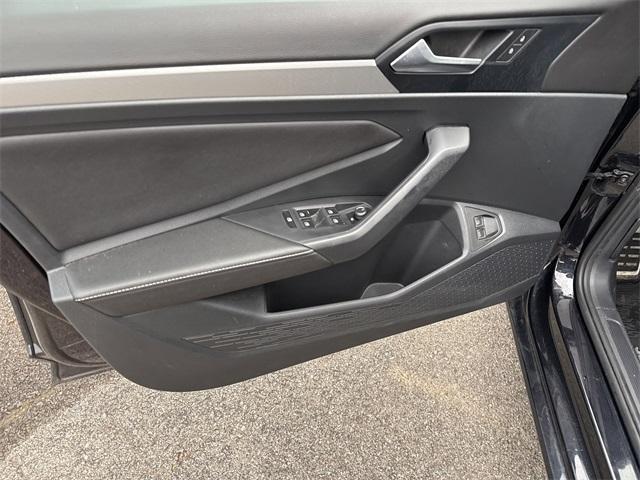 used 2024 Volkswagen Jetta car, priced at $18,995