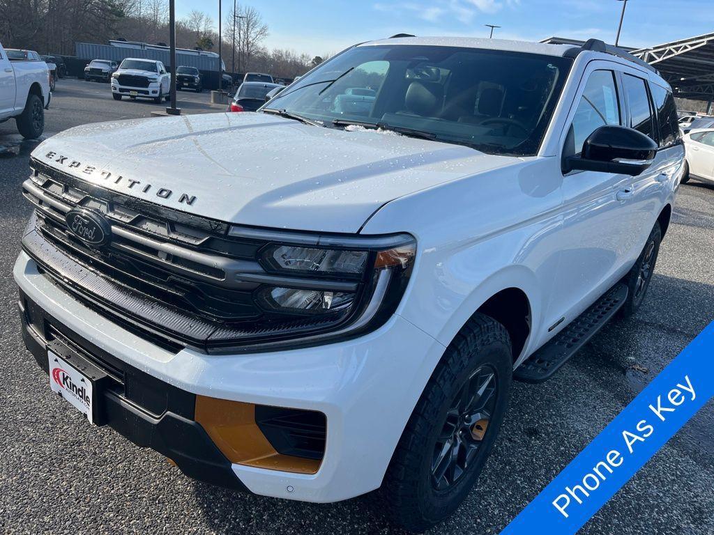 new 2025 Ford Expedition car, priced at $81,788