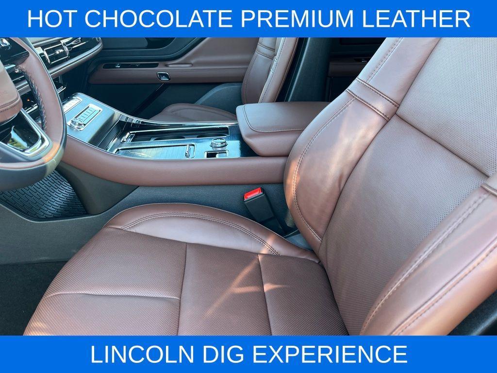 new 2026 Lincoln Aviator car, priced at $70,425