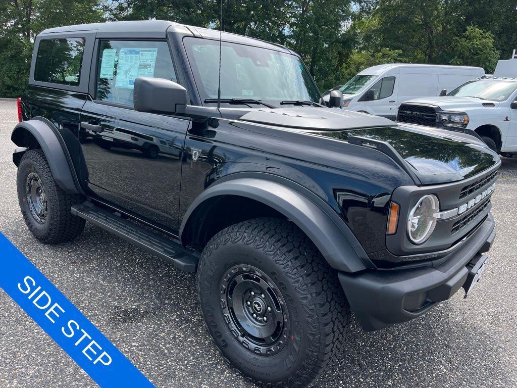 new 2025 Ford Bronco car, priced at $50,128