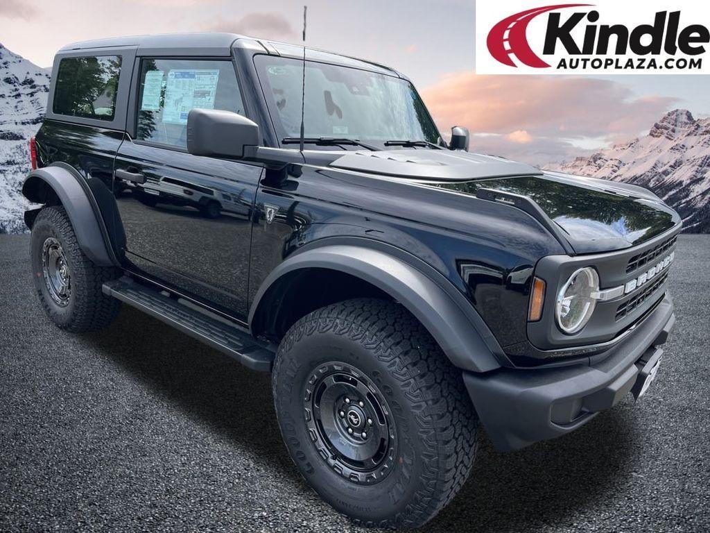 new 2025 Ford Bronco car, priced at $48,128
