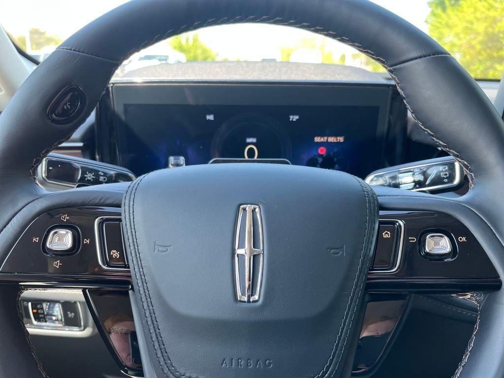 new 2025 Lincoln Aviator car, priced at $66,375