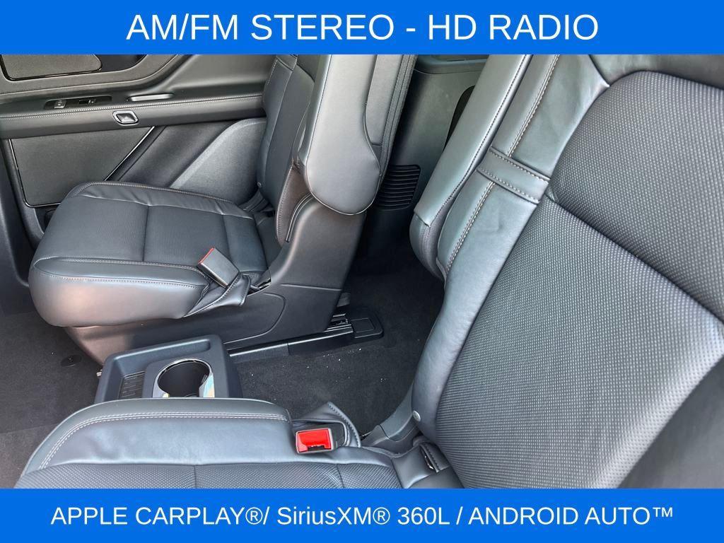 new 2025 Lincoln Aviator car, priced at $66,375