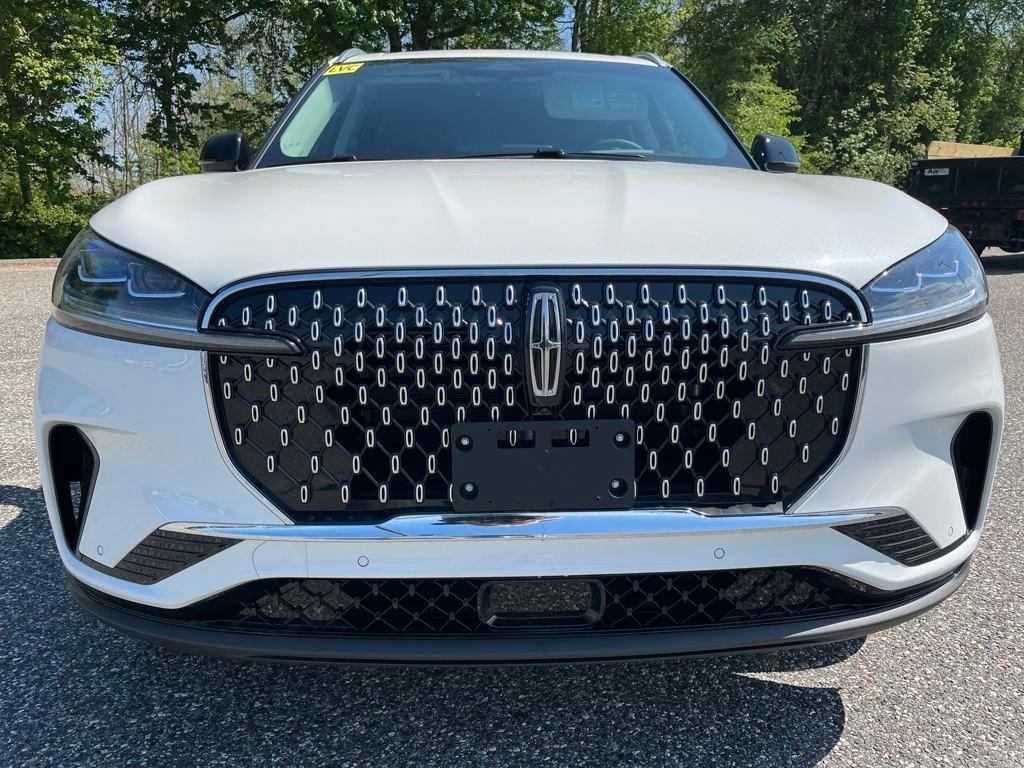 new 2025 Lincoln Aviator car, priced at $66,375