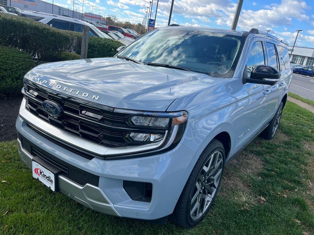 new 2025 Ford Expedition Max car, priced at $91,879