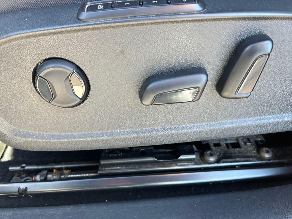 used 2021 Volkswagen ID.4 car, priced at $16,399