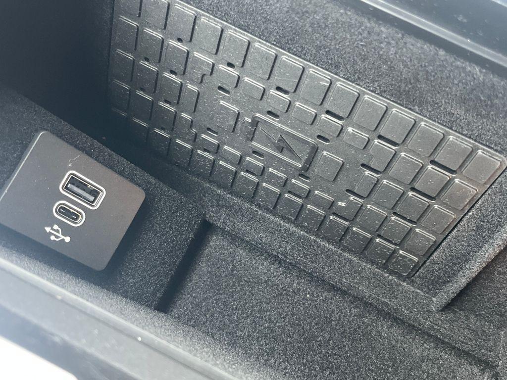 new 2026 Lincoln Navigator car, priced at $95,640