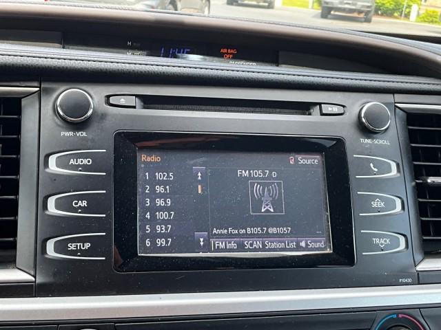 used 2014 Toyota Highlander car, priced at $16,980