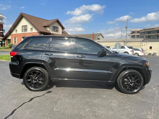 used 2019 Jeep Grand Cherokee car, priced at $18,200