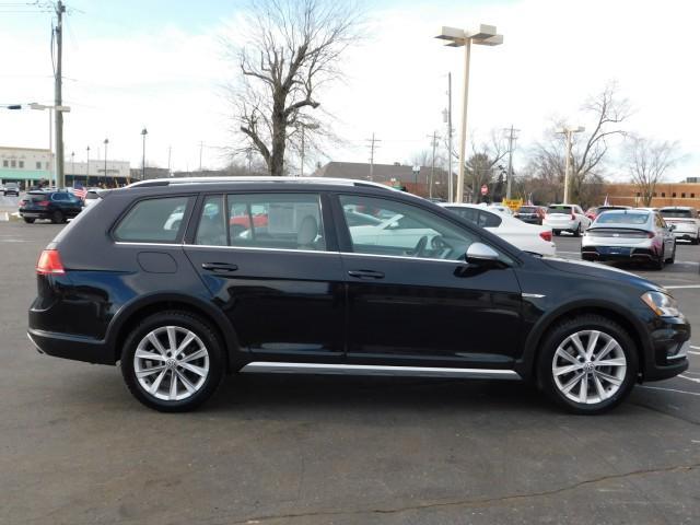 used 2017 Volkswagen Golf Alltrack car, priced at $14,400