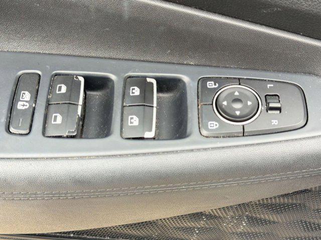 used 2021 Hyundai Santa Fe car, priced at $16,798