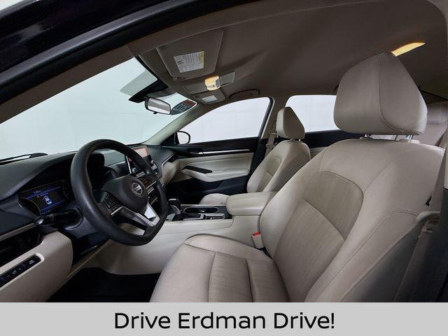 used 2022 Nissan Altima car, priced at $27,997