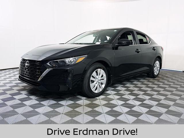 used 2025 Nissan Sentra car, priced at $28,997