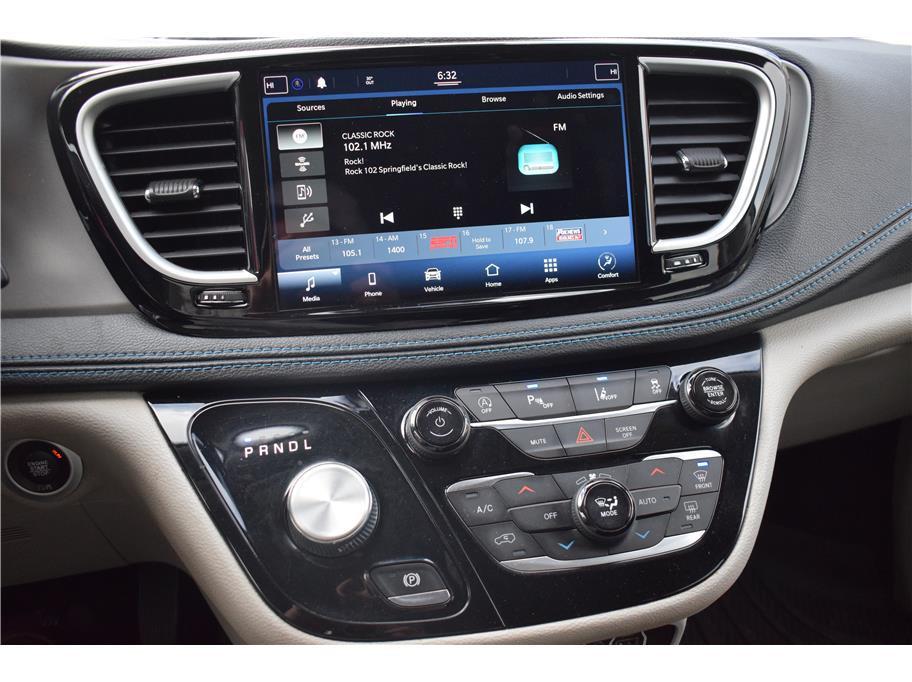 used 2021 Chrysler Pacifica car, priced at $18,695