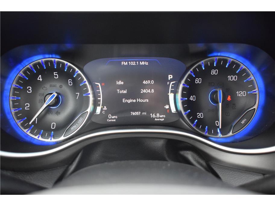 used 2021 Chrysler Pacifica car, priced at $18,695